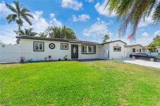 5730 SW 55th Street, Davie, FL 33314
