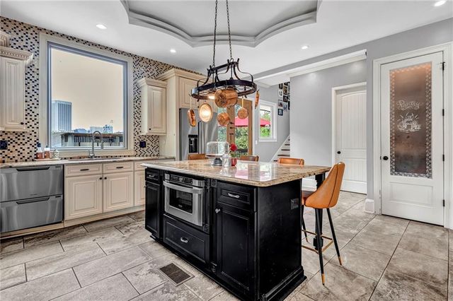 460 Felton NE Drive, Atlanta, GA 30312