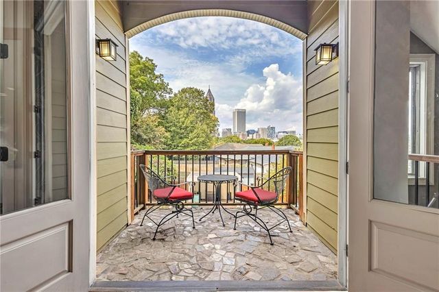 460 Felton NE Drive, Atlanta, GA 30312