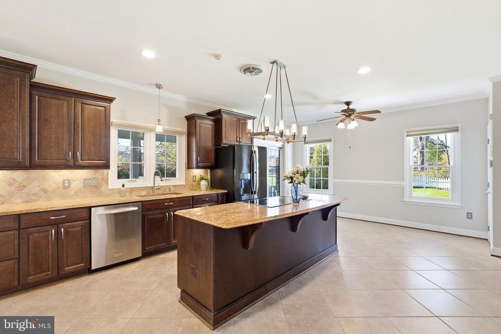 Image 11 of property listing at 3714 MONITOR PL, Olney, MD 20832