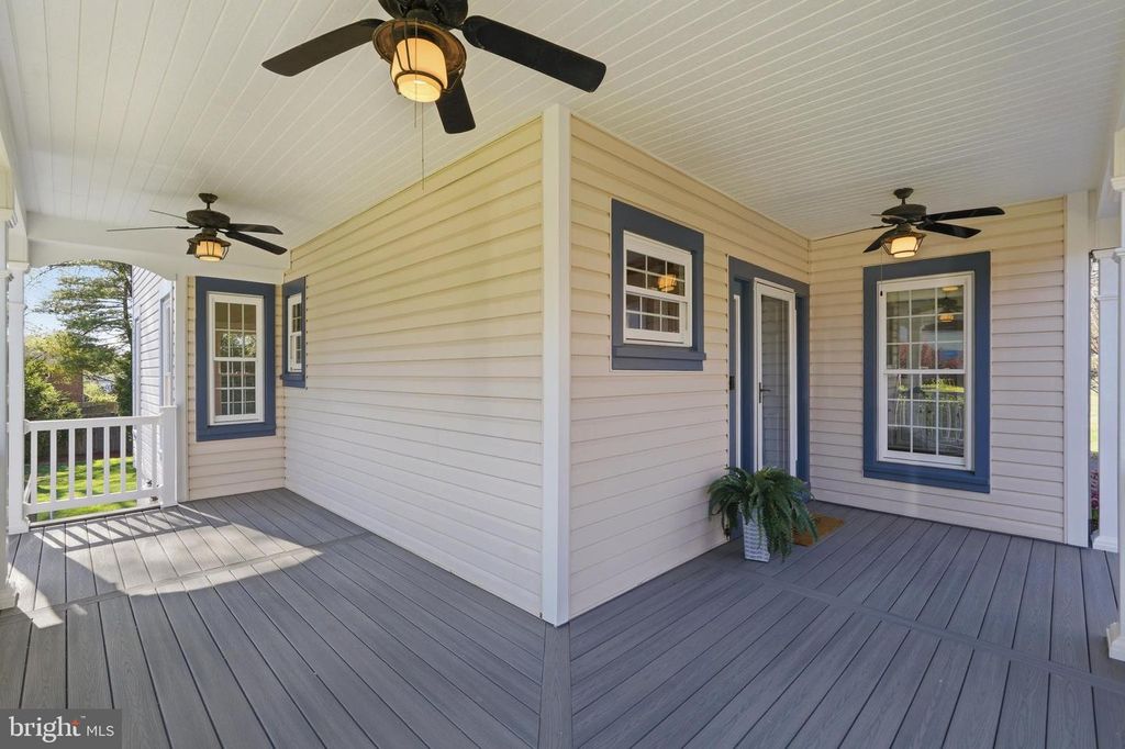 Image 4 of property listing at 3714 MONITOR PL, Olney, MD 20832