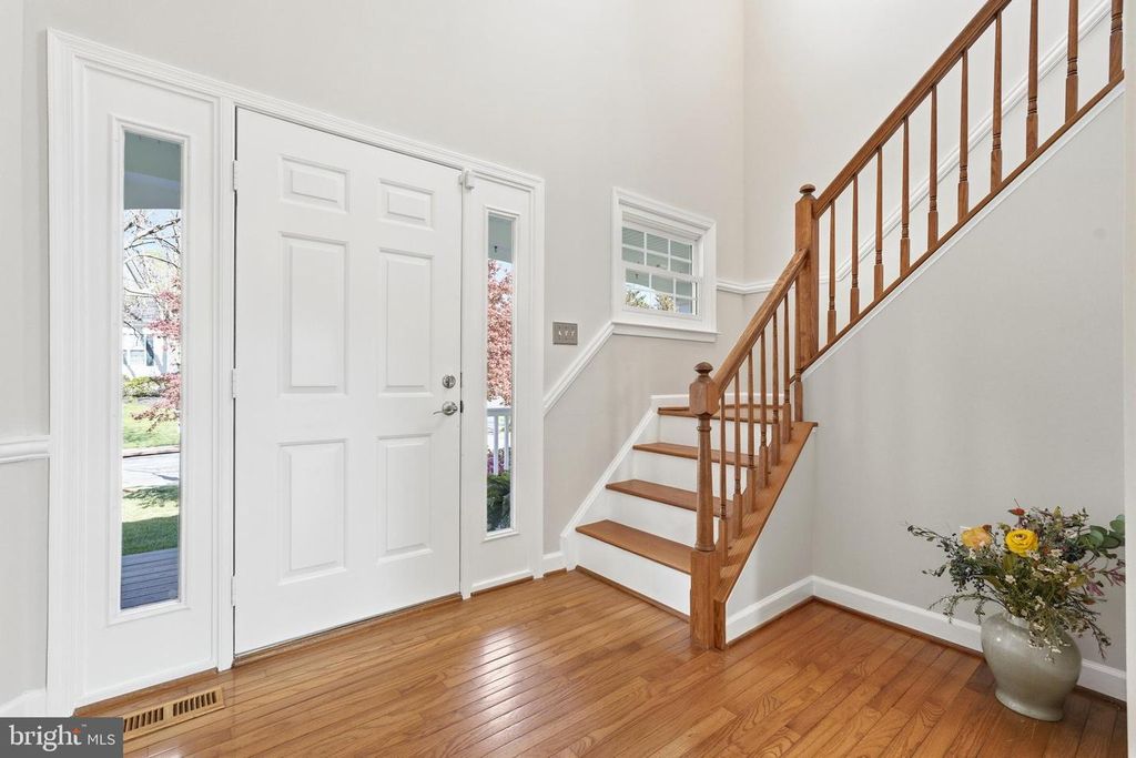 Image 5 of property listing at 3714 MONITOR PL, Olney, MD 20832