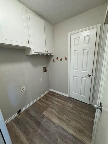 125 Redwood Drive, Highland Village, TX 75077