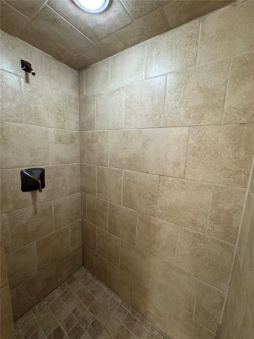 125 Redwood Drive, Highland Village, TX 75077