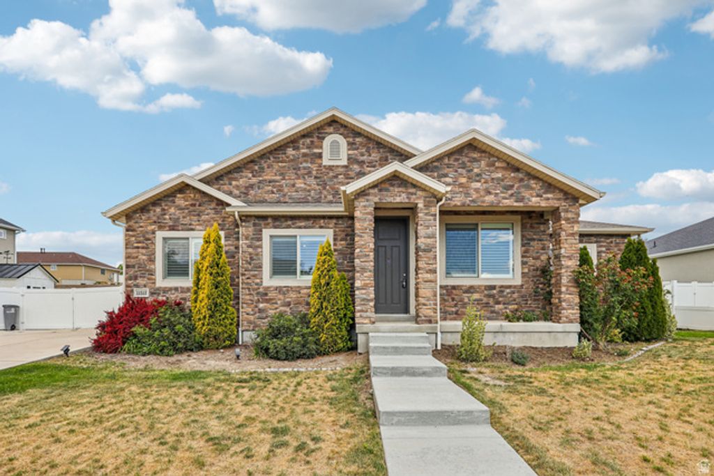 11512 S 4135 W, South Jordan, UT 84009