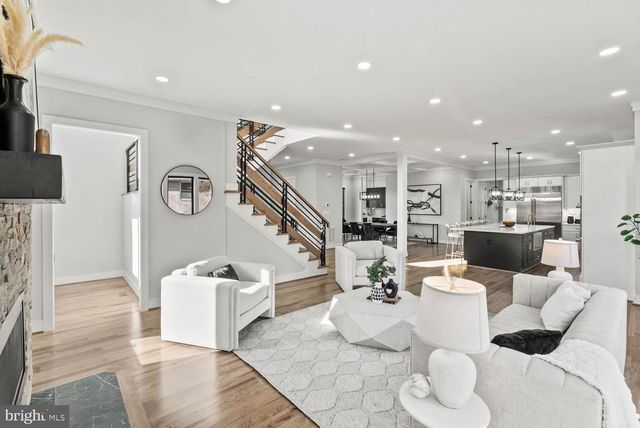 2115 NATAHOA CT, Falls Church, VA 22043