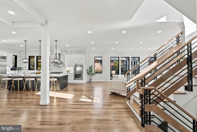 2115 NATAHOA CT, Falls Church, VA 22043