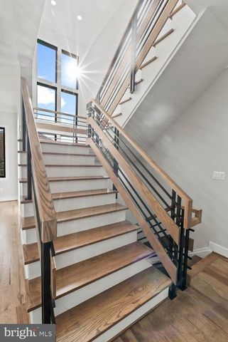 2115 NATAHOA CT, Falls Church, VA 22043