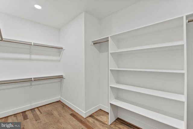 2115 NATAHOA CT, Falls Church, VA 22043