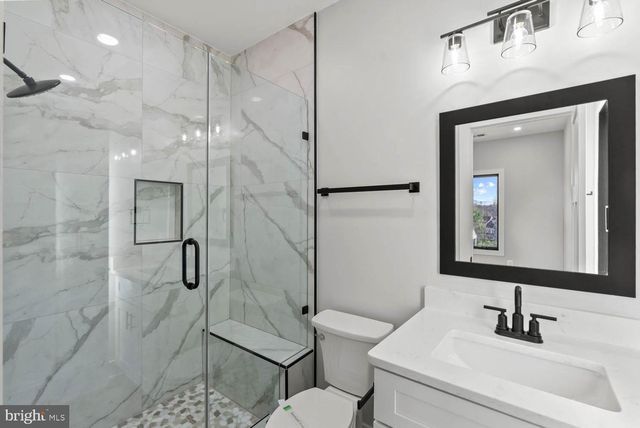 2115 NATAHOA CT, Falls Church, VA 22043