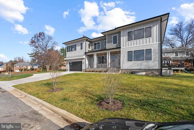 2115 NATAHOA CT, Falls Church, VA 22043