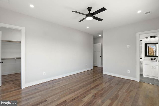 2115 NATAHOA CT, Falls Church, VA 22043