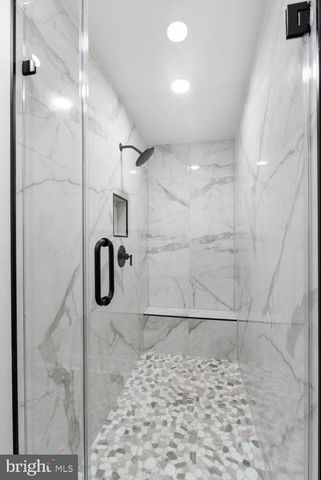 2115 NATAHOA CT, Falls Church, VA 22043