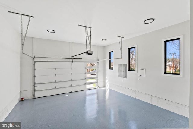 2115 NATAHOA CT, Falls Church, VA 22043