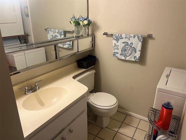 7300 SUN ISLAND DRIVE S 702, South Pasadena, FL 33707