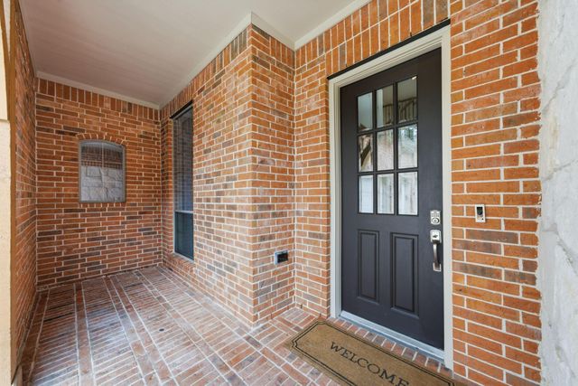 18406 S Settlers Shore Drive, Cypress, TX 77433