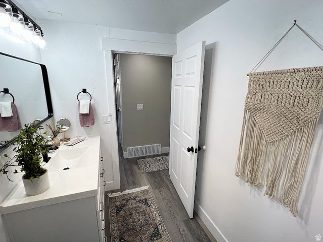 1448 E ESTRELLITA DR, Sandy, UT 84093