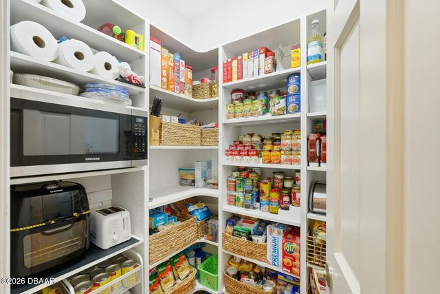 10 Magnolia Ln S, Ormond Beach, FL 32174