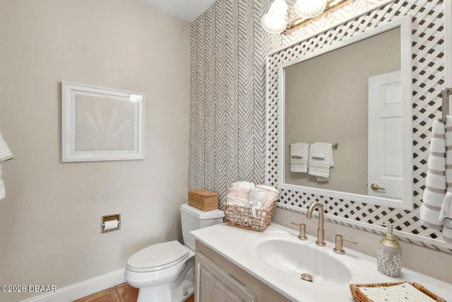 10 Magnolia Ln S, Ormond Beach, FL 32174