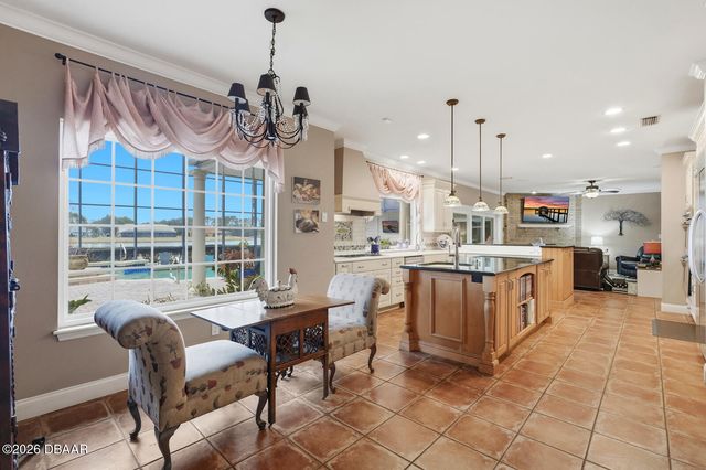 10 Magnolia Ln S, Ormond Beach, FL 32174