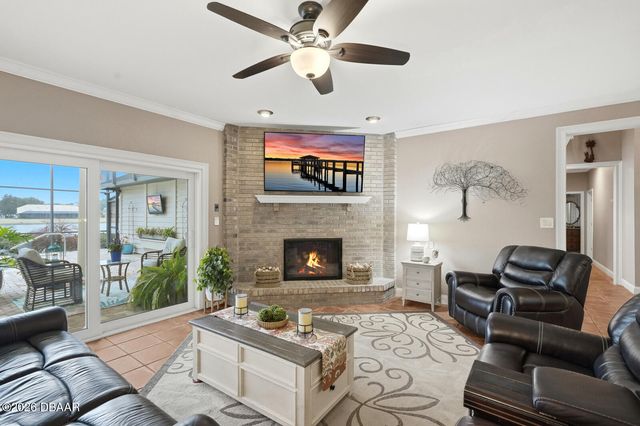 10 Magnolia Ln S, Ormond Beach, FL 32174