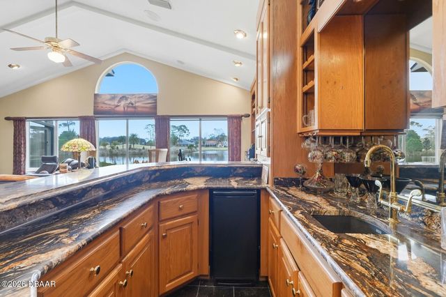 10 Magnolia Ln S, Ormond Beach, FL 32174