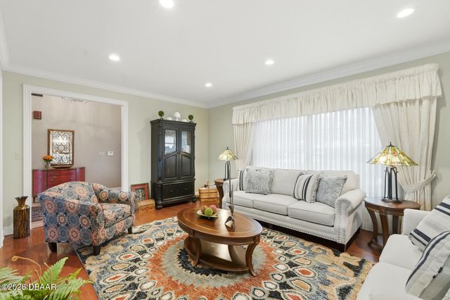 10 Magnolia Ln S, Ormond Beach, FL 32174