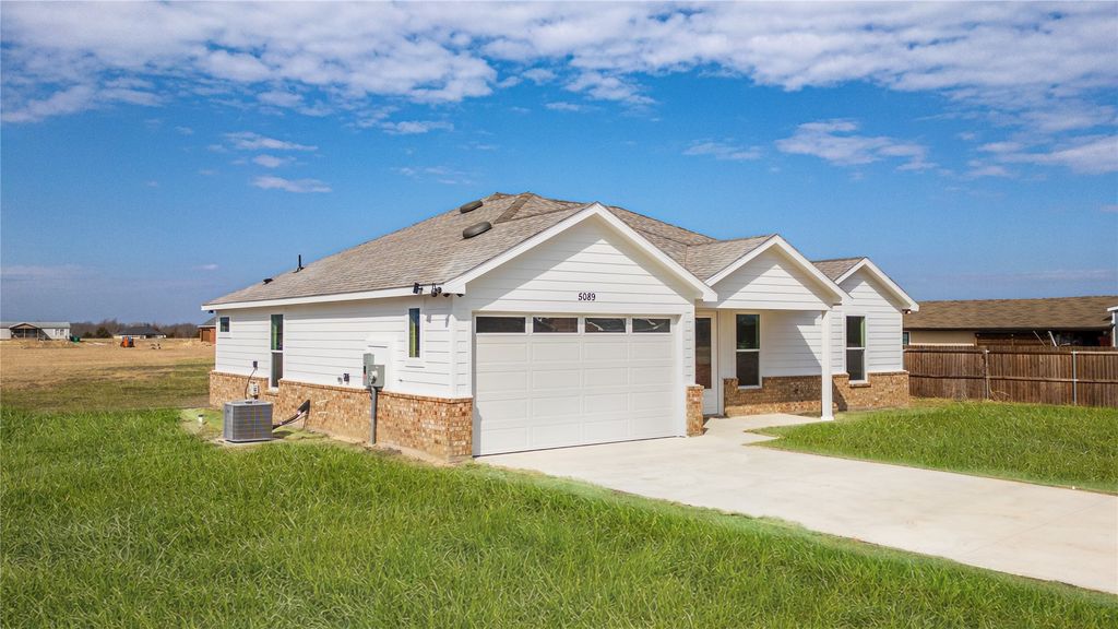 5089 Holly Street, Crandall, TX 75114