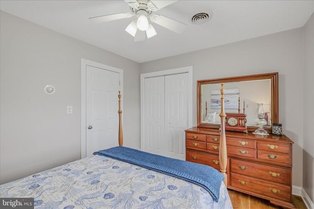 1131 KELLY ISLAND RD, Martinsburg, WV 25405