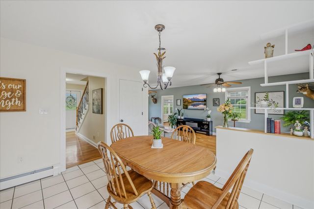 1131 KELLY ISLAND RD, Martinsburg, WV 25405