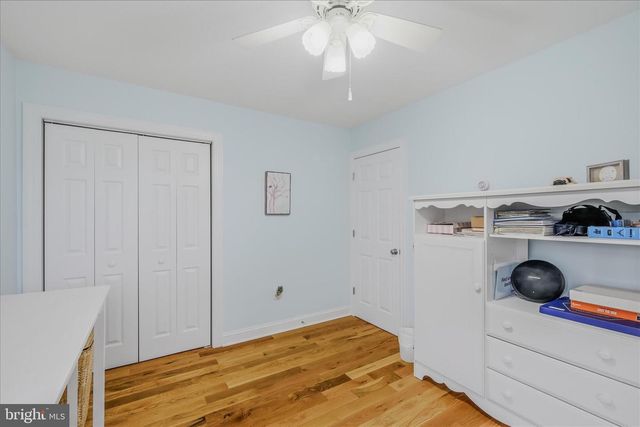 1131 KELLY ISLAND RD, Martinsburg, WV 25405