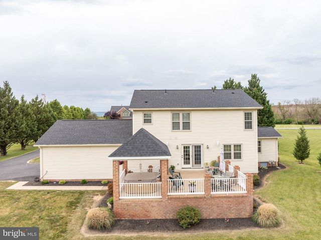 1131 KELLY ISLAND RD, Martinsburg, WV 25405