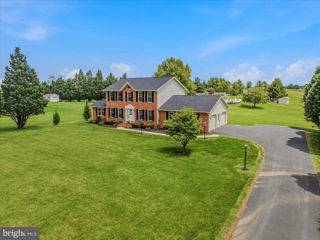 1131 KELLY ISLAND RD, Martinsburg, WV 25405