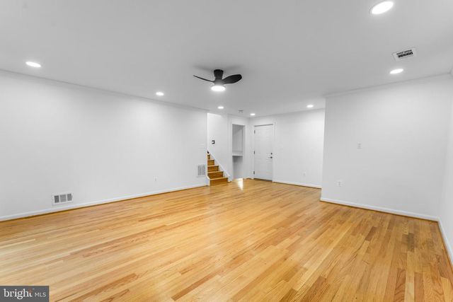 9410 LINDEN AVE, Bethesda, MD 20814