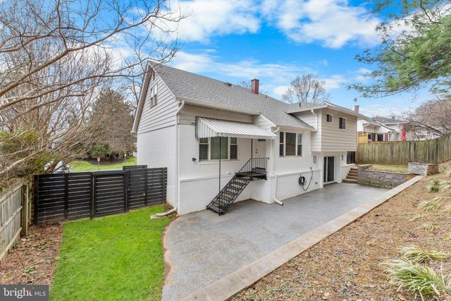 9410 LINDEN AVE, Bethesda, MD 20814