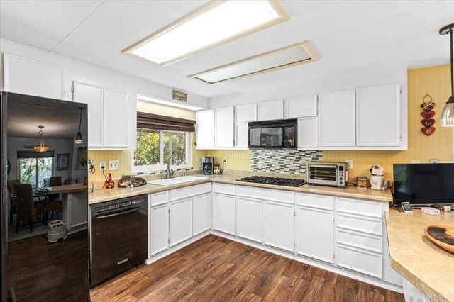 18218 Paradise Mountain Rd 116, Valley Center, CA 92082