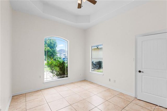 214 N 17th Street, Hidalgo, TX 78557