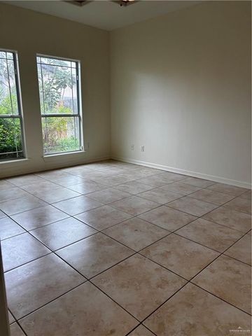 214 N 17th Street, Hidalgo, TX 78557