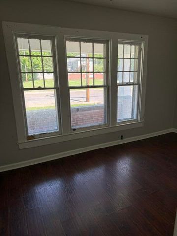 313 Holmes Street, Frankfort, KY 40601