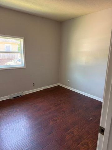 313 Holmes Street, Frankfort, KY 40601