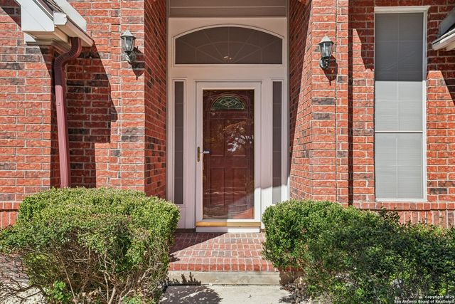 9403 Oakwood, San Antonio, TX 78254