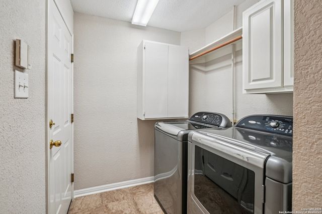 9403 Oakwood, San Antonio, TX 78254