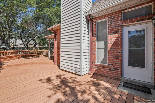 9403 Oakwood, San Antonio, TX 78254