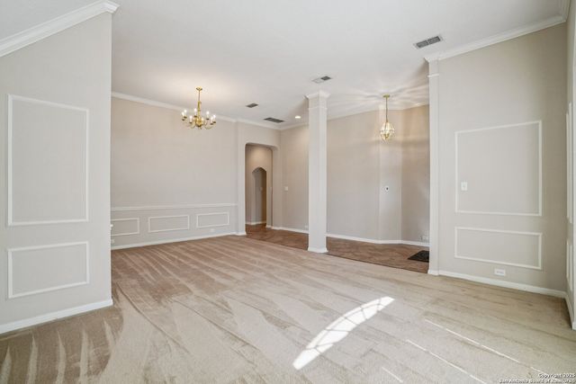 9403 Oakwood, San Antonio, TX 78254