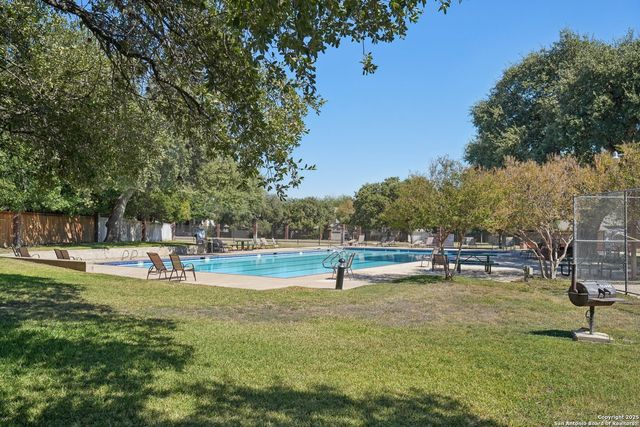 9403 Oakwood, San Antonio, TX 78254