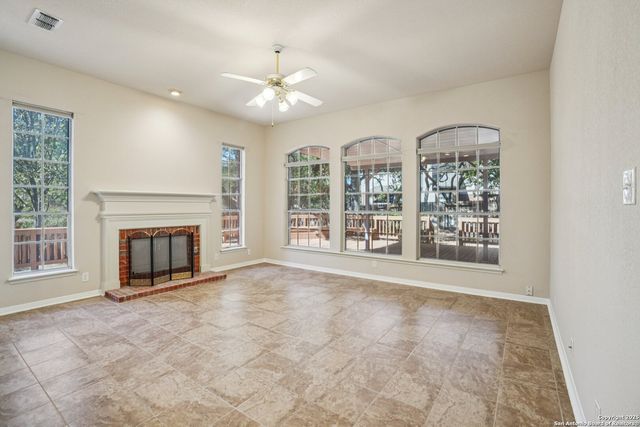 9403 Oakwood, San Antonio, TX 78254