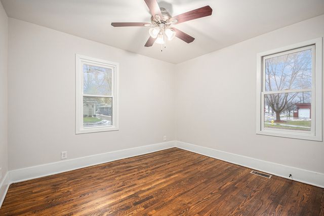 247 N West Road, Lombard, IL 60148