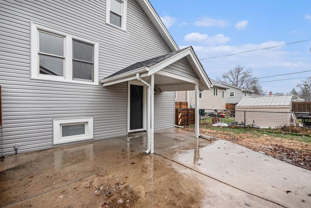 247 N West Road, Lombard, IL 60148