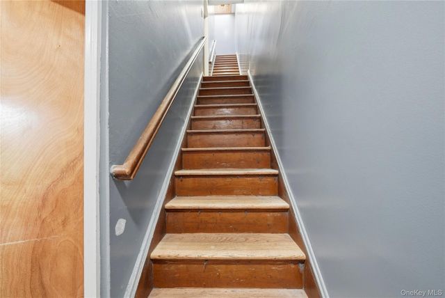 1012 E 233rd Street, Bronx, NY 10466