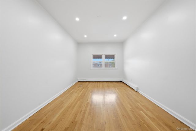 1012 E 233rd Street, Bronx, NY 10466